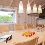 Semesterbostad 8 Person In Hemmet